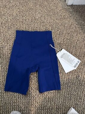 NWT Lululemon X EREWHON biker shorts